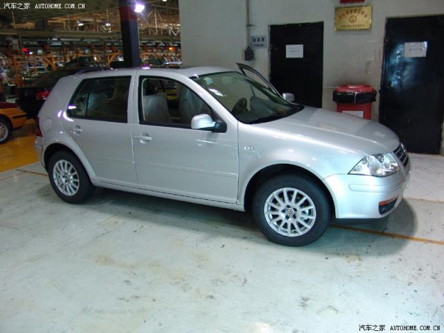 VW Bora HS: Hatchback für China - Speed Heads