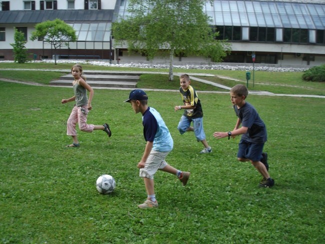 Poletna šola v Gozd Martuljku 2006 - foto povečava