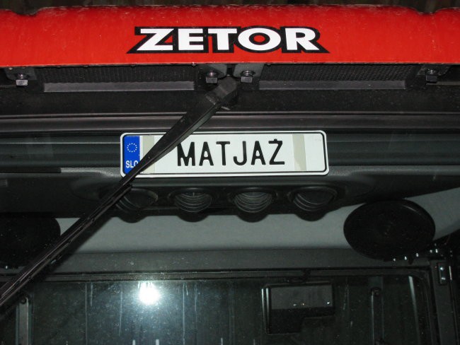 Tablica z imenom - foto povečava