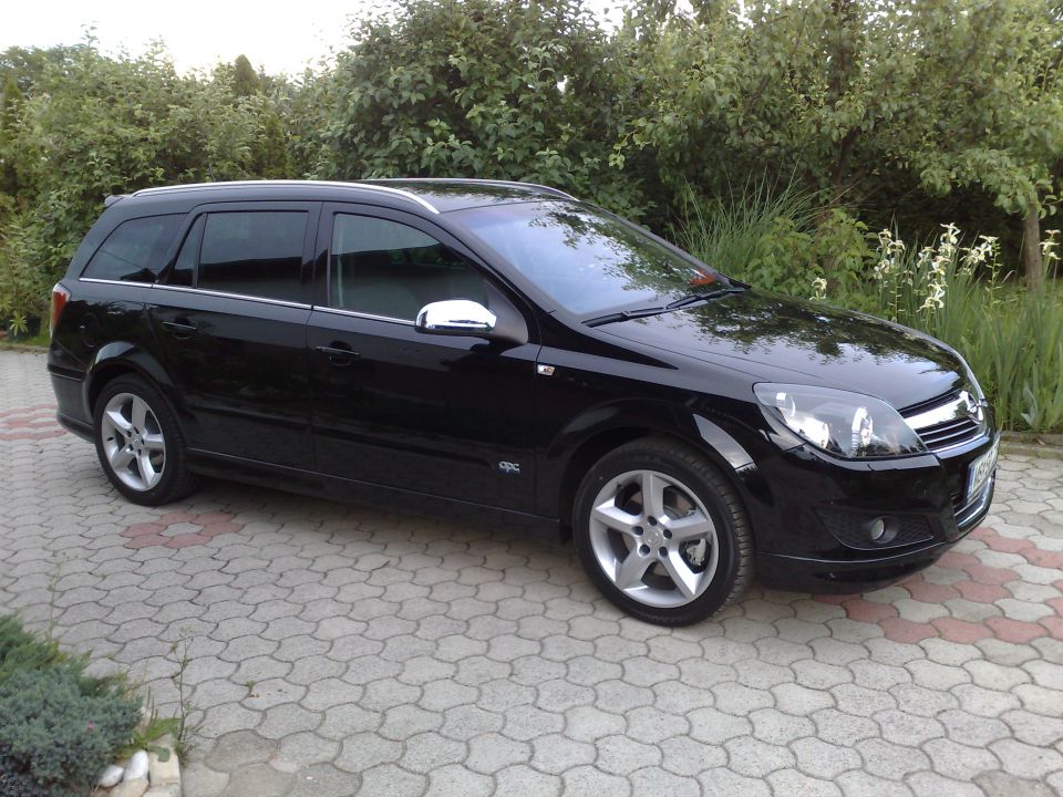 Astra karavan OPCline - foto povečava