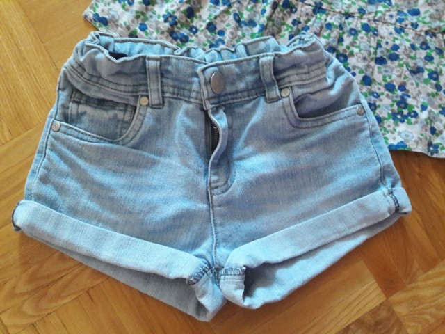 Kik jeans in mini boden majčka 128