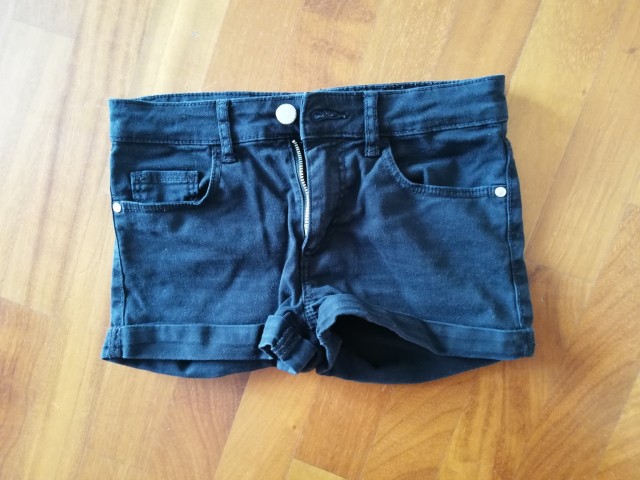 Kratke hlače HM 134-140