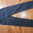 Bershka cropped črne jeans hlače S (ustrezajo 36-38)
