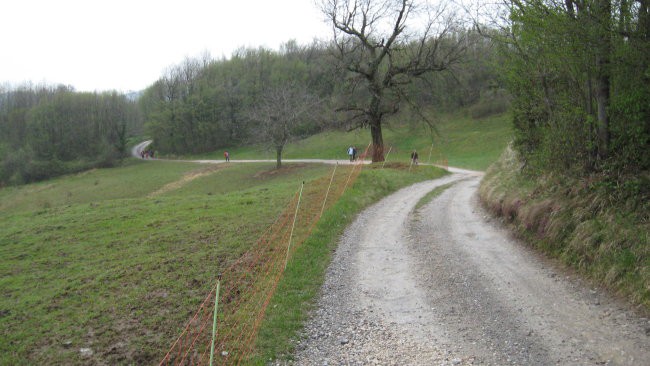 Pohod PDVojnik -  Po poteh soške fronte 13.4. - foto povečava