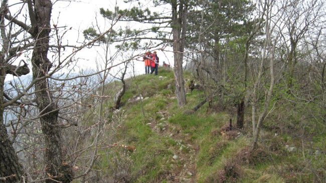 Pohod PDVojnik -  Po poteh soške fronte 13.4. - foto povečava