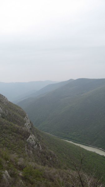 Pohod PDVojnik -  Po poteh soške fronte 13.4. - foto povečava