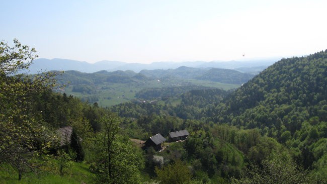 PDVojnik - 15. pohod Vojnik-Šentjungert 27.4. - foto povečava