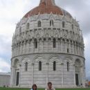 Pisa - we are sitting in front of the Baptistery