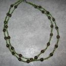 21 Ogrlica dvojna zeleno-vijola žica+perle*