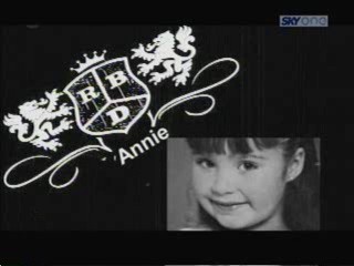 RBd la familia-Annie - foto