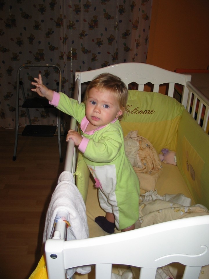Klara 15 mesecev - foto povečava