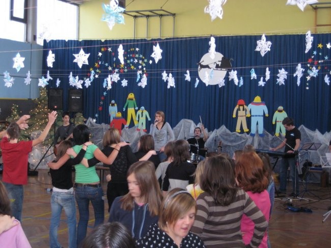 Novoletna zabava na Ljubnem - foto povečava