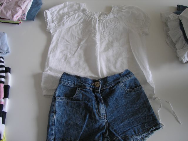 Komplet Zara srajčka+jeans kratke hlače,vel.5-6;5€