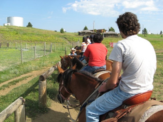 Horseback riding oz jahanje - foto