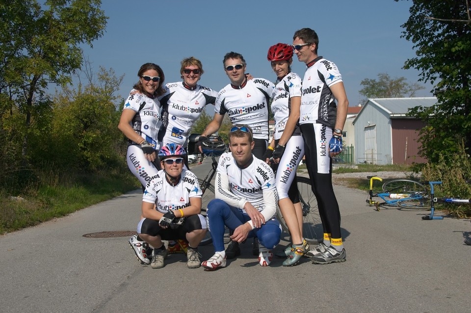 Poletovci na Krasu 2005 - foto povečava