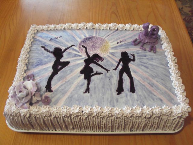 Dance cake