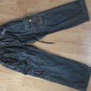Jeans hlače 6 (razkorak 44 cm) 3€