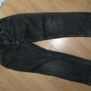 Jeans hlače 6 let (dolžina razkoraka 48 cm) 2€
