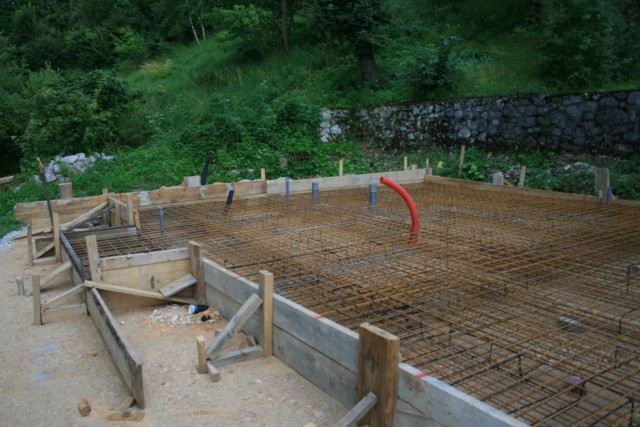 Gradnja hiše - foto