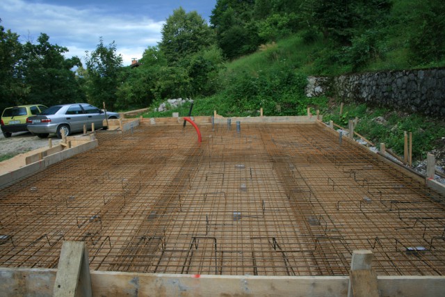 Gradnja hiše - foto