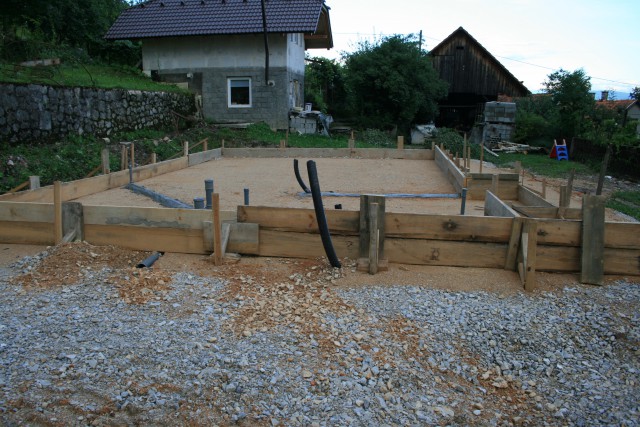 Gradnja hiše - foto