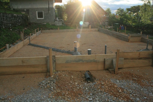 Gradnja hiše - foto