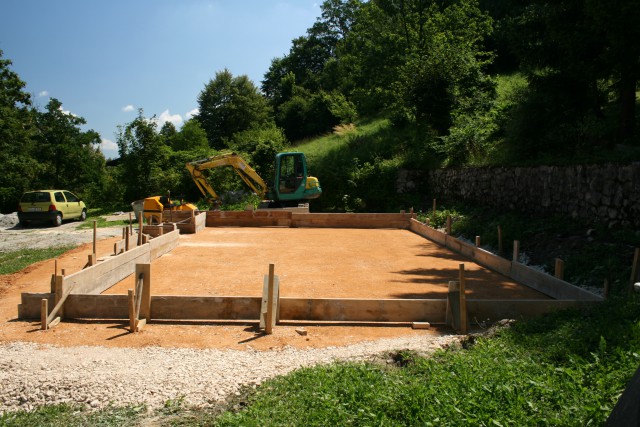 Gradnja hiše - foto