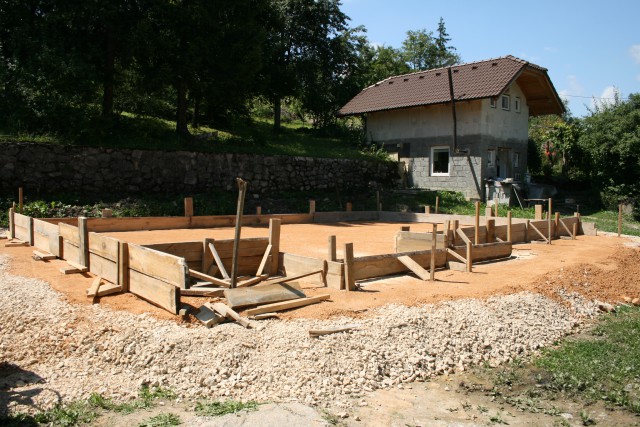 Gradnja hiše - foto