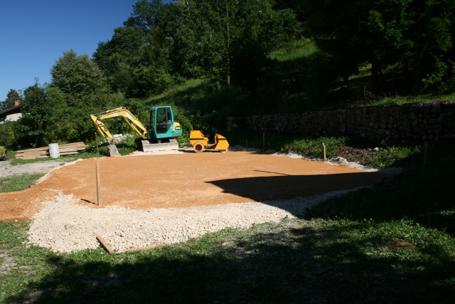 Gradnja hiše - foto