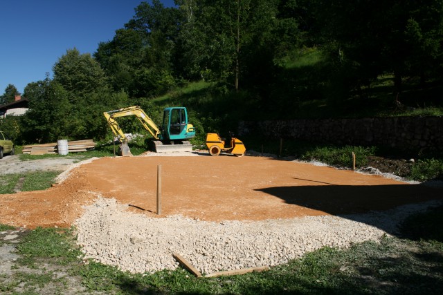 Gradnja hiše - foto