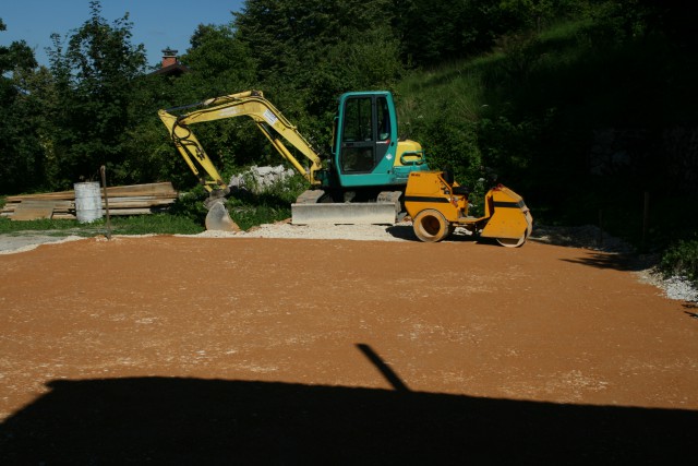 Gradnja hiše - foto