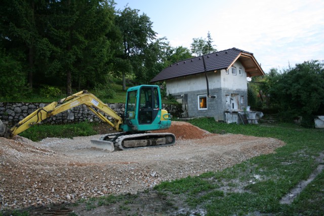 Gradnja hiše - foto