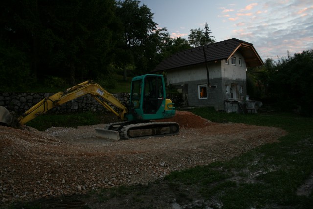 Gradnja hiše - foto