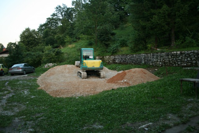 Gradnja hiše - foto