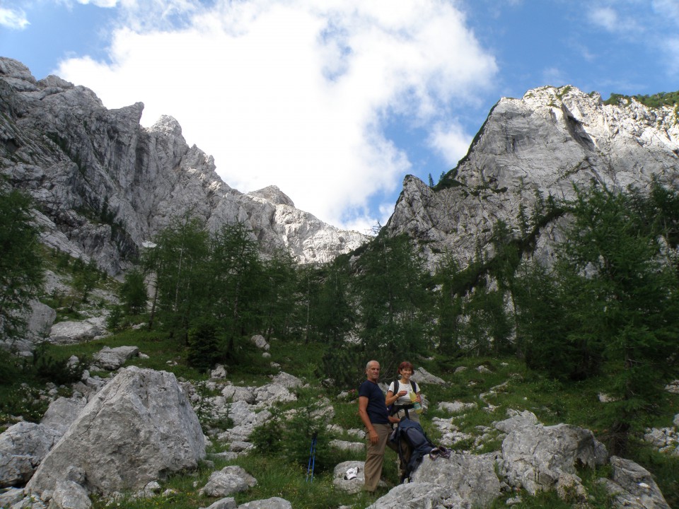 Levo Planjava, desno Rjavčki vrh