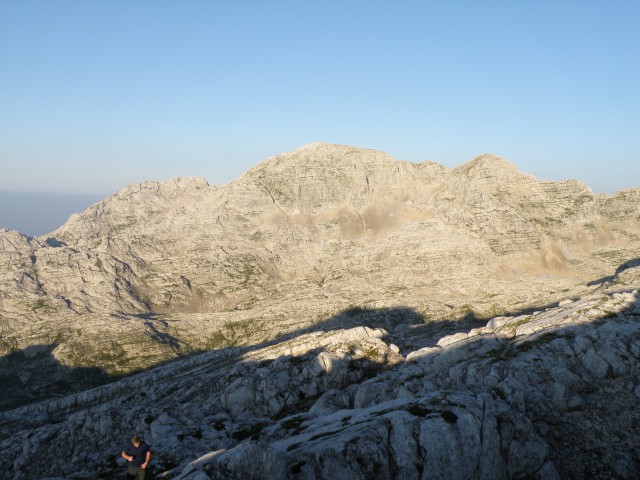 V. Laške planje s koče P. Skalarja