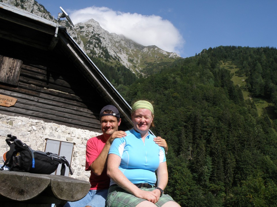 Pred Karničarjevo kočo