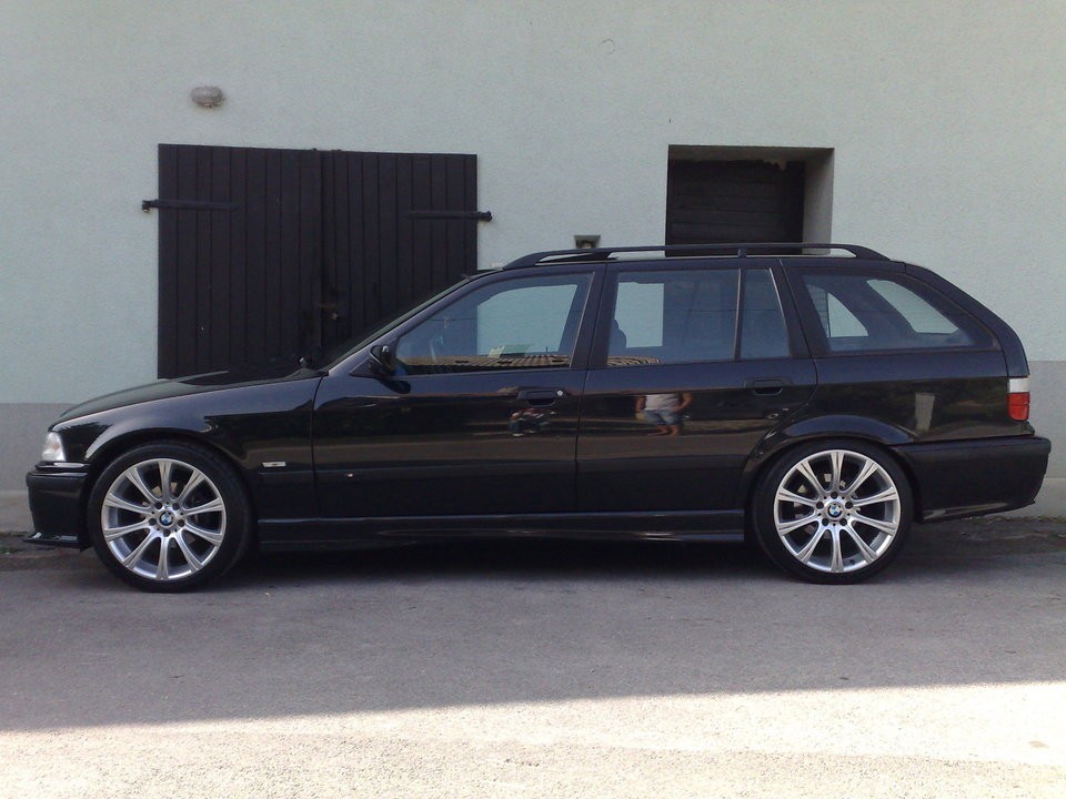 BMW E36 320i Touring - foto povečava