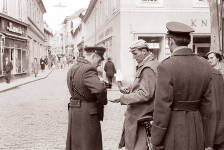 History Slovenia police - foto