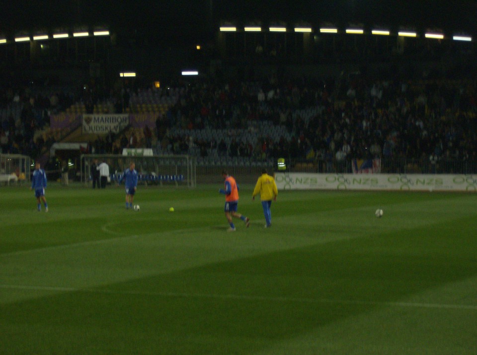 Slovenija-Bosna i Hercegovina 3:4  Maribor 19 - foto povečava