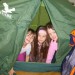 Teja, Sara in Jerca so zlezle v šotor