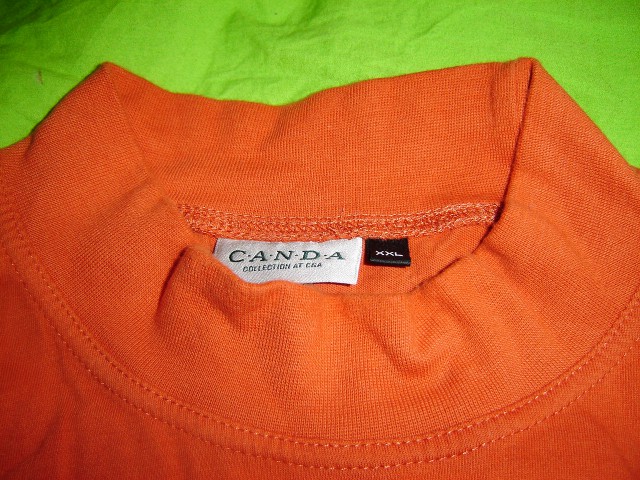 Majca C&A, oranžna XXL ali XL,
ohranjena
