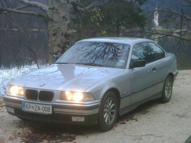 E36 320i coupe - foto