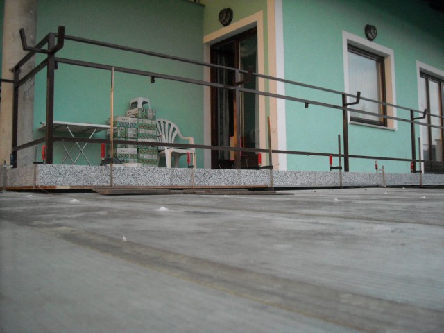 Balkonska ograja - foto