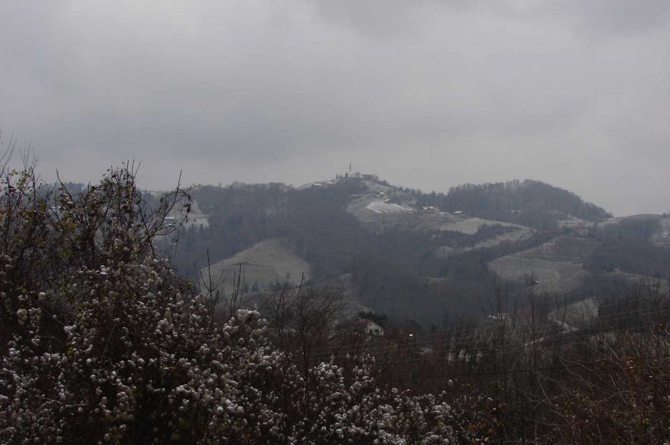 Urban nad Mariborom 13.12.2009 - foto povečava