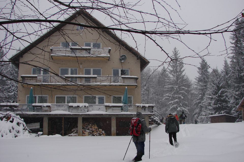 Planinski dom Kozjak