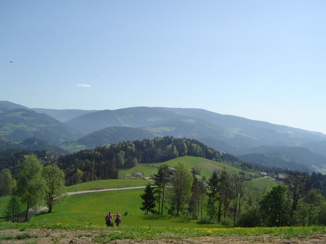 Dolič - Zavše - Graška gora 1.5.2012 - foto