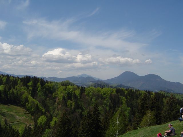 Dolič - Zavše - Graška gora 1.5.2012 - foto