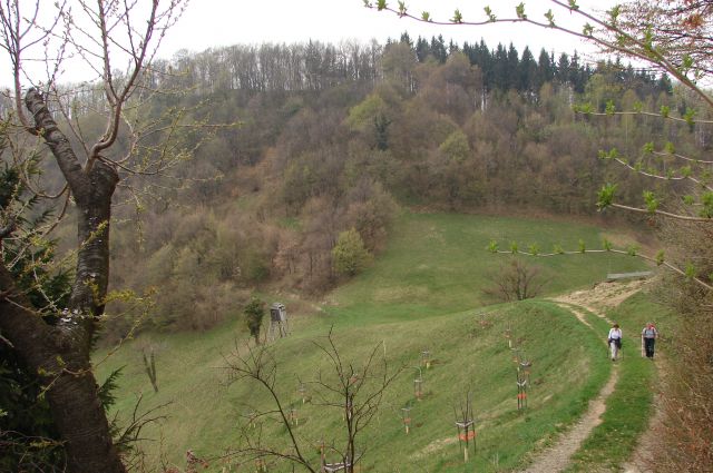 Stoperška planinska pot 1 20.4.2013 - foto