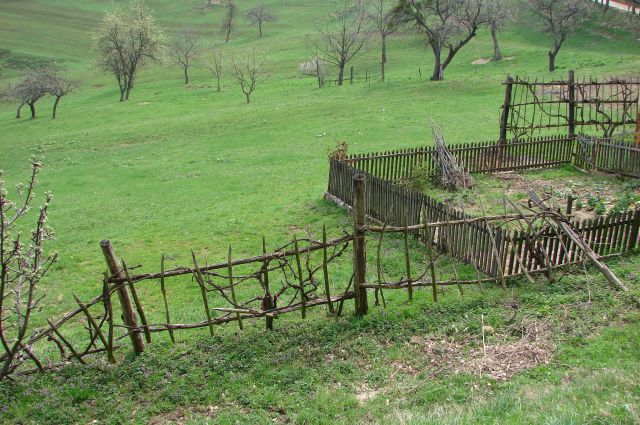 Stoperška planinska pot 1 20.4.2013 - foto